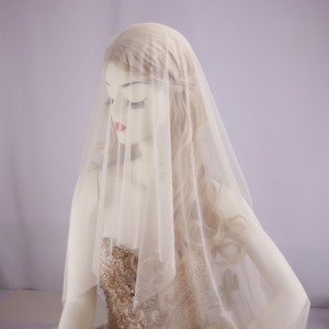 <span class=keywords><strong>Tissu</strong></span> en <span class=keywords><strong>tulle</strong></span> de nylon respirant et doux de 63 pouces pour robes de mariée et textiles de maison - Product Image 6