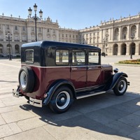 Voiture électrique classique rétro personnalisée par les fabricants, style fermé, coque exquise, transport spécial