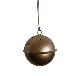 Carillon éolien rond suspendu, style antique, cloche en métal découpée en étoile pour la décoration intérieure - Product Image 1