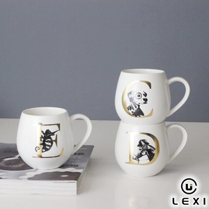 Tasse en céramique en forme d'œuf avec initiale dorée et motif animal, tasse à café en <span class=keywords><strong>porcelaine</strong></span> pour la maison, le bureau ou comme cadeau - Product Image 4