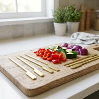 Vente en gros de brochettes/bâtonnets en bambou jetables Sanyou de 20 cm de long avec impression de logo dans un sac pour barbecue en plein air et utilisation en cuisine