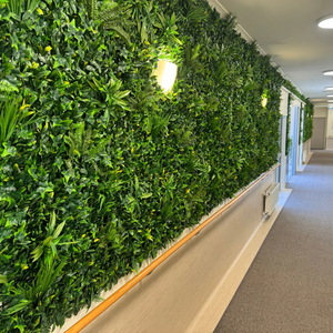 Parete Vegetale Artificiale Personalizzata con Muschio ed Erba da Esterno Stile Giungla, <span class=keywords><strong>Piante</strong></span> Verticali da Parete Sospese per Decorazione - Product Image 3