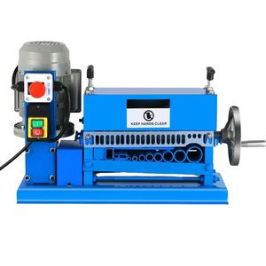 Machine semi-automatique de recyclage de câbles en cuivre usagés à haute séparation, pour le dénudage, la coupe et le tirage des fils - Product Image 1