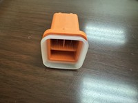 Boîtier en plastique pour connecteur HV, moulage par injection liquide, insert LSR blanc de marque WSR personnalisé