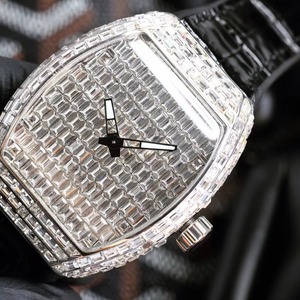 Reloj Mecánico de Acero Inoxidable con Incrustaciones de Moissanita de Lujo, Forma de Barril, Resistente al Agua para Uso Diario, de Alta Calidad para Hombre, Superventas - Product Image 2