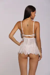 Estate sexy lingerie set pigiami del merletto biancheria intima sexy allentato bianco della maglia pannello esterno della bretella pigiama prospettiva