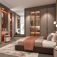 Armoire murale complète de luxe italienne sur mesure avec coiffeuse intégrée, placard de chambre à coucher, porte en panneau de particules et éclairage d'ambiance LED