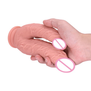 <span class=keywords><strong>Gode</strong></span> énorme à <span class=keywords><strong>double</strong></span> tête Jouets vaginaux pour lesbiennes Stimulation du gros pénis <span class=keywords><strong>Gode</strong></span> en silicone à <span class=keywords><strong>double</strong></span> <span class=keywords><strong>pénétration</strong></span> <span class=keywords><strong>avec</strong></span> ventouse - Product Image 4