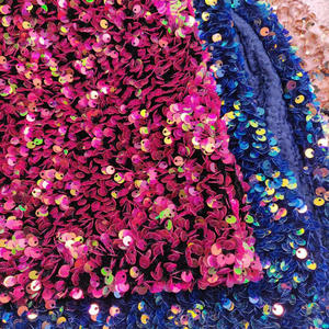 Großhandel <span class=keywords><strong>nigerian</strong></span> ischen Brautkleid Hochzeits feier Kleid elastische Stickerei Red Velvet Pailletten Stoff - Product Image 5