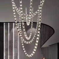 Lampe suspendue en cristal rectangulaire de luxe moderne faite à la main Base de l'ampoule E14 personnalisée pour les lampes suspendues de lustre de salon d'hôtel