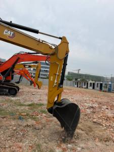 Machinerie d'occasion, excavatrice sur chenilles Cat 308E2, 8 tonnes, moteur puissant d'origine, excavatrice compacte à rayon d'action réduit pour les travaux municipaux et l'aménagement paysager - Product Image 3