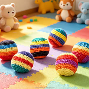 Hacky Sack en tissu tissé coloré personnalisé, forme de Poké Ball tricotée, avec <span class=keywords><strong>logo</strong></span> personnalisé, forme de dessin animé, portable pour enfants - Product Image 4