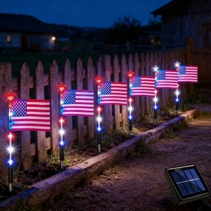 Lumières LED sur piquets en forme de drapeau américain personnalisées OEM avec étanchéité IP65 pour la maison, le jardin et les décorations extérieures de fêtes - Product Image 4