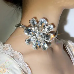凯美新款时尚饰品夸张全钻石水晶宝石设计衣领链奢华衣领花项链
