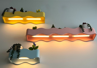 Étagère d'art de mur en bois de vague artisanale unique colorée pour des enfants étagère de rangement LED de pépinière en bois mignonne confortable pour le stockage de livre d'affichage
