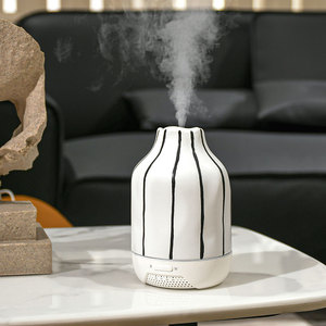 2025 New Arrival Portable 150ml USB Powered Plastic Essential <b>Oil</b> <b>Diffuser</b> <b>for</b> Bedroom Aromatherapy with Colorful Timing Lights - Product Image 1