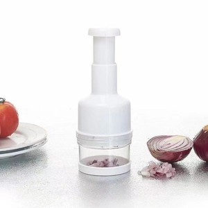 Multi Functional Vegetable Chopper Hand Operated Garlic Press Kitchen Tool White - Product Image 5
