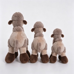 Ensemble de peluches chameaux brodées personnalisées, ensemble familial de peluches chameaux bruns, trio d'animaux en peluche chameaux du désert - Product Image 4