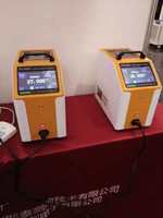 Kalibrator suhu blok kering portabel, untuk penggunaan kalibrasi termometer di industri laboratorium-45 ~ 1210 ℃