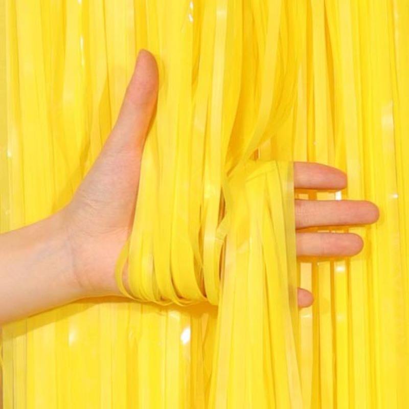 สีเหลือง