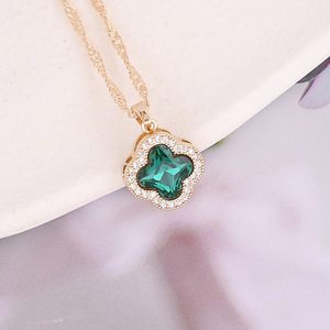 Venta al por mayor de collar de trébol de cuatro hojas personalizado de cristal de oro con todo tipo de colores para ocasiones de regalo de <span class=keywords><strong>China</strong></span> - Product Image 3