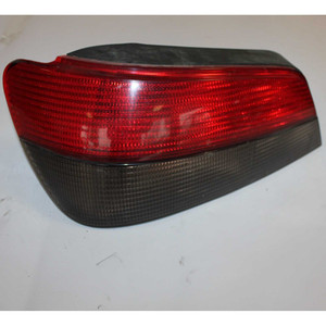 Nuova Luce Posteriore Sinistra a LED per Peugeot 306 (1993-2002) in ABS Impermeabile con Lente Ambra, Opzioni Colore Trasparente e Rosso - Product Image 1