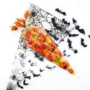 Sac cadeau triangulaire Halloween 2025, sac d'emballage à thème horreur, sac d'emballage en plastique pour bonbons, fabrication chinoise - Product Image 1