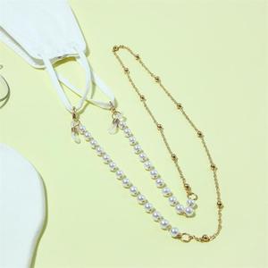 Chaîne de lunettes en perles 70 cm en forme de U, chaîne dorée pour lunettes et masques - Product Image 3