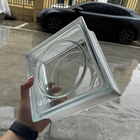 Blocs de verre à motif soleil directement du fournisseur, briques creuses translucides à bords nettoyés pour cloisons intérieures de salle de douche