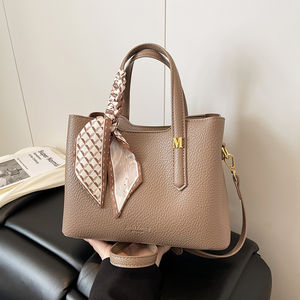 Sac à main de luxe en PU de haute qualité. Style féminin à la mode. Design unique de créateur.8115 - Product Image 4