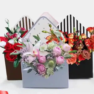 Flower Box Hand Holding Creative Folding Birthday Floral Arrangement Mother's Day Valentine's Day Flowers Rose Packing Box