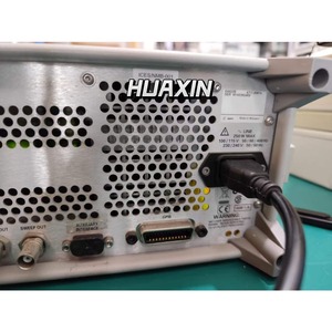 Générateur de signal Agilent E4422B hx1 d'occasion, 1 pièce - Product Image 2