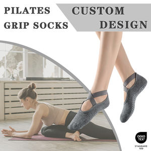 Sangles de maintien personnalisées idéales pour le Pure Barre, la danse, le yoga, le Pilates, chaussettes unies pour femmes - Product Image 1