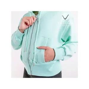 Sweat-shirt à capuche court vert pour femme Vetega avec poches, épaules tombantes, manches longues, en polaire, décontracté, pour l'automne, en polyester tricoté - Product Image 4