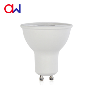 หลอดไฟ LED GU10 7W หลอดไฟสปอตไลท์ LED GU10 อะลูมิเนียม+พลาสติก มุมลำแสง 60 องศา ใช้ในบ้านและสำนักงาน - Product Image 1