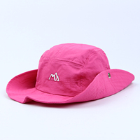 Topi Bucket Lipat Warna-Warni dengan Kancing Samping, Cepat Kering, untuk Aktivitas Luar Ruangan, Bordir Logo Gunung