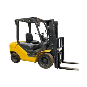 Montacargas Komatsu FD30 de 3 Toneladas, Marca Japonesa, Montacargas Komatsu Usado de Segunda Mano de 3 Toneladas en Venta - Product Image 1