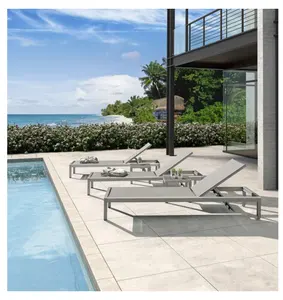 Tumbona de plástico y madera para piscina, muebles de exterior, silla de salón para el sol, silla de playa de acero inoxidable, superficie de embalaje moderna