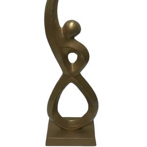 Sculpture abstraite en aluminium, design humain moderne à l'infini, symbolisant l'équilibre et la croissance. Produit en gros. - Product Image 1