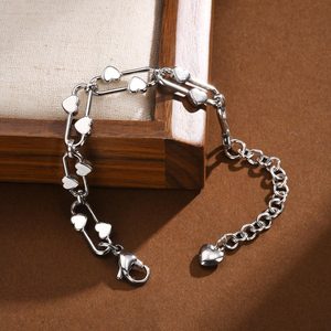Nueva Pulsera de Acero Inoxidable Chapada en Oro PVD de 18K con Doble Capa de Eslabones en Forma de Corazón para Mujer |   Resistente al agua, hipoalergénico y sin deslustre - Product Image 3