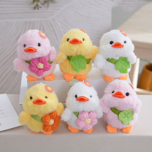 Porte-clés en peluche canard mignon avec fleur au crochet, pendentif jouet en peluche 3D doux et moelleux, breloque de sac, peluches - Product Image 2