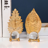 Offre Spéciale boule de cristal décoration artisanat de luxe feuilles d'or décor maison bureau ornements en métal