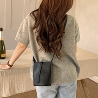 Peiuqan Nouveau sac bandoulière grande capacité en cuir souple, sac vertical pour téléphone portable, mini sac à bandoulière de couleur unie