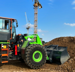 Cargadora Frontal Eléctrica Liugong de Alta Potencia con Batería de Litio de 7000 kg y 7 Toneladas, Modelo 870HE/870HE Max, en Venta - Product Image 4