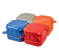 Force de serrage supérieure pour les grands moules – Machine de soufflage par extrusion pour ligne de production de pontons flottants en PEHD de 1000 L