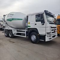 Camion malaxeur à béton HOWO Mini 2 mètres cubes 4*2 Diesel pour travaux ruraux dans les allées étroites