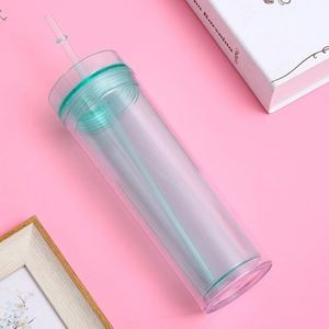 Vaso de acrílico premium de doble pared de 16 oz con pajita y tapa para salas VIP y suites ejecutivas - Product Image 3