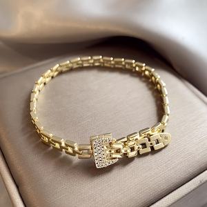 1pc Stylish Belt Buckle <strong>Bracelet</strong> with a Chain Design, Offering a <strong>Touch</strong> of Light Luxury; a Easy Accessory For, <strong>Couples</strong> - Product Image 2