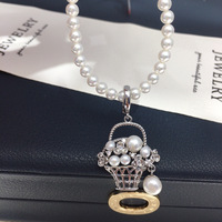 Pendentif Panier de Fleurs Plaqué Or 18K en Gros, Breloque Perle d'Eau Douce Naturelle Baroque, Bijoux de Mode Vintage