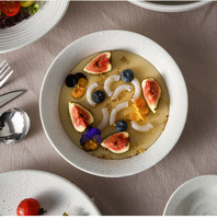 Service de vaisselle en céramique de style nordique moderne et minimaliste, motif uni, forme irrégulière, compatible micro-ondes, comprenant des bols à salade et des assiettes